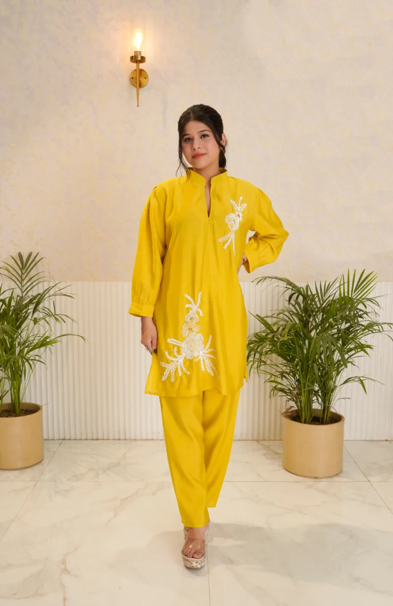 Yellow Trending Kurta Coord Set for Women - Image 2